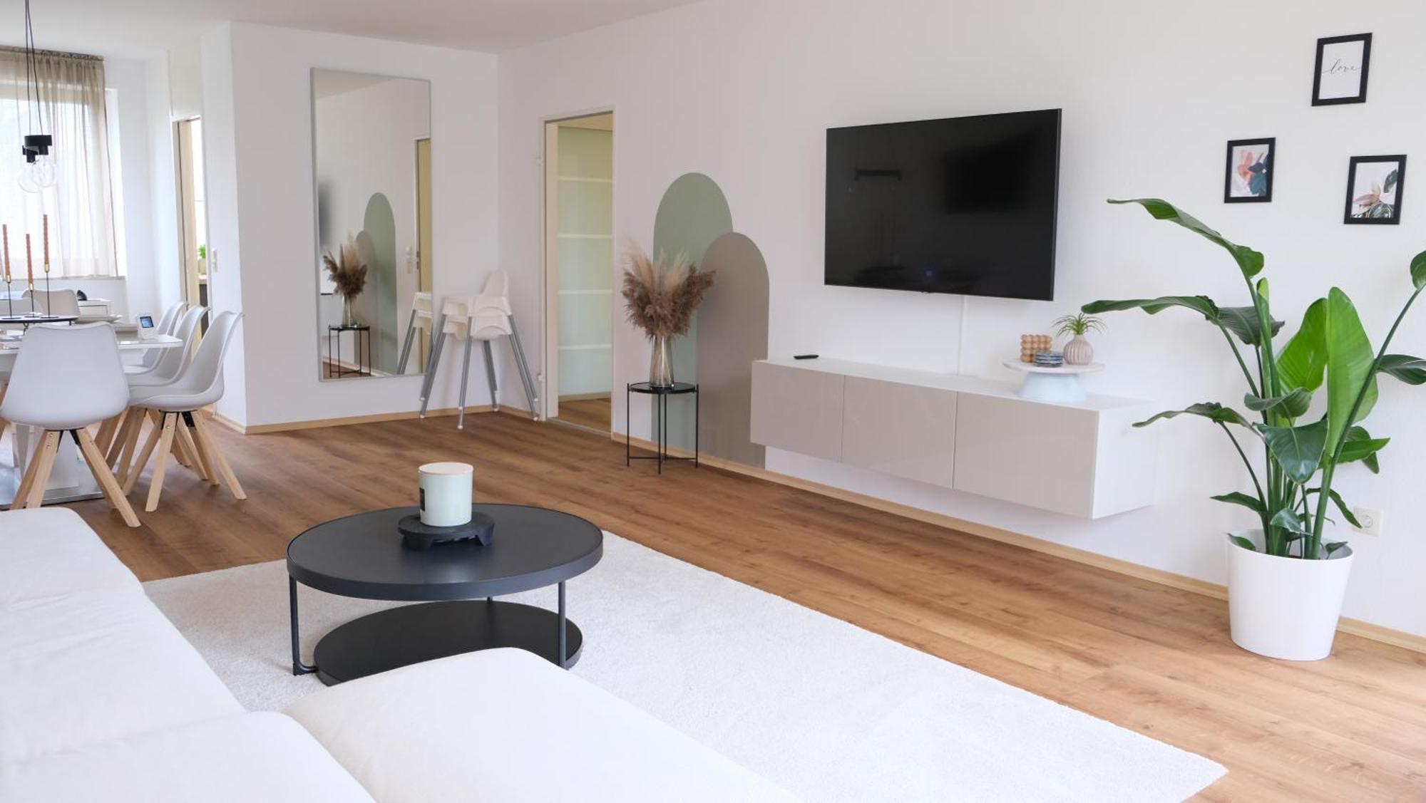 Casa Luxe - 120Qm - Zentral - Familienfreundlich - Parkplatz - 5Km Zum Legoland Apartment Guenzburg Ngoại thất bức ảnh